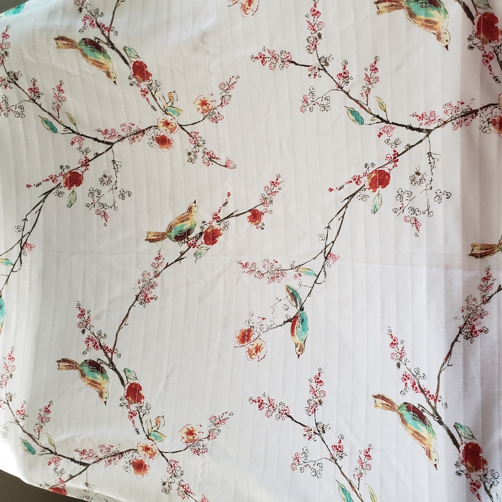 Lenox Chirp Print Red and Green Kitchen Linens with Vibrant Nature Accents